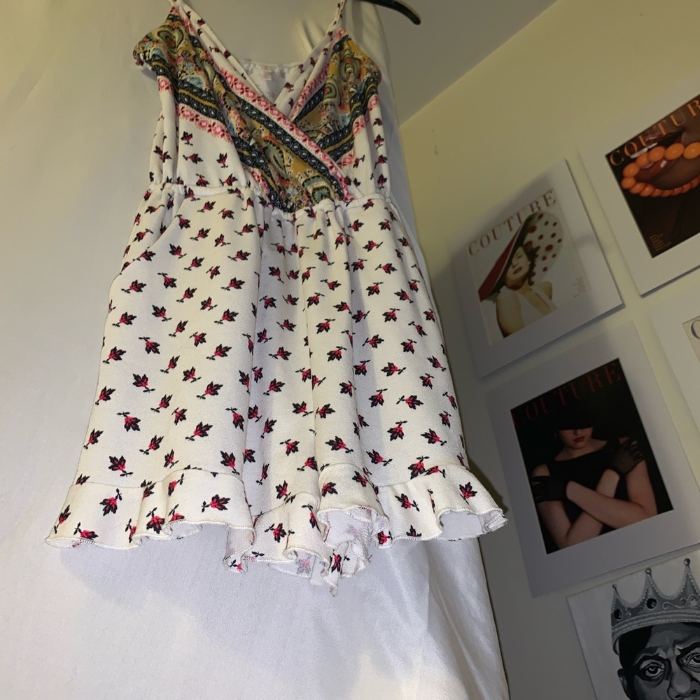 Romper - Picture 3 of 4